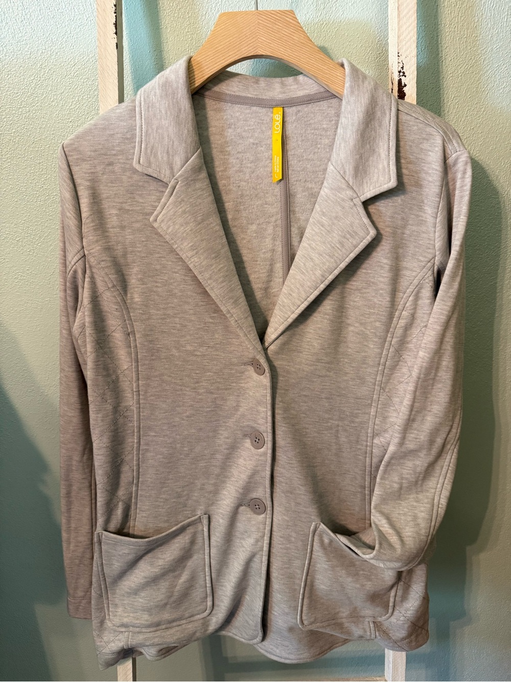 Lole Blazer Sweatshirt Light Gray Size L Women Pockets Quilted Button Up